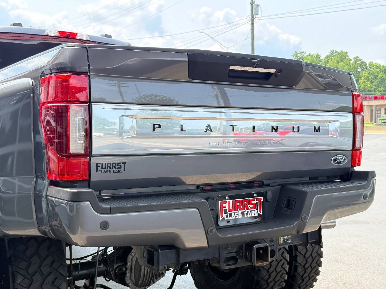 Used 2022 Ford F350 Platinum AWD/4WD image 8