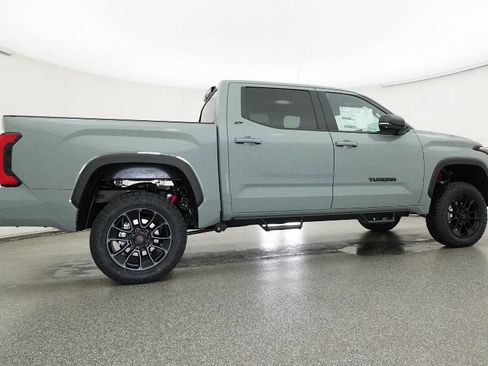 New 2026 Toyota Tundra SR5 AWD/4WD image 35
