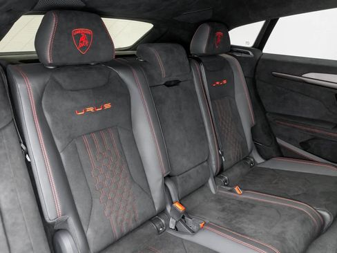 Used 2024 Lamborghini Urus Performante image 15