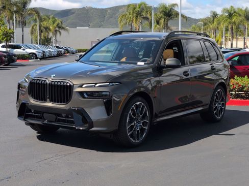 New 2026 BMW X7 xDrive40i w/ Executive Package AWD/4WD image 5