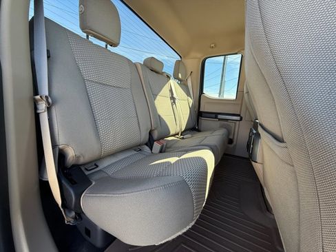 Used 2018 Ford F250 XLT w/ XLT Premium Package image 15