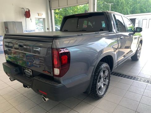 Used 2025 Honda Ridgeline TrailSport image 17