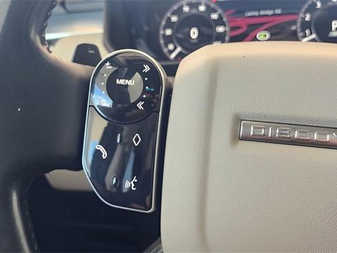 Used 2020 Land Rover Discovery Landmark image 33
