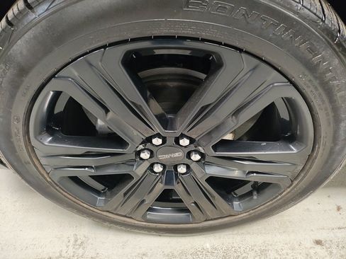 Used 2024 GMC Acadia Elevation w/ Black Edition image 20