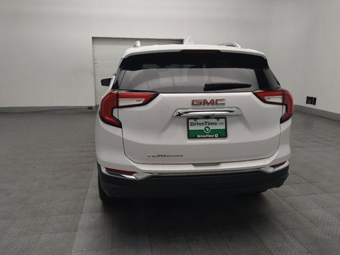 Used 2024 GMC Terrain SLT FWD image 6