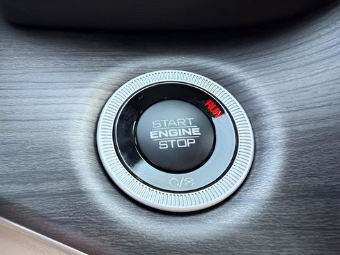 New 2025 Jeep Grand Cherokee Limited image 19