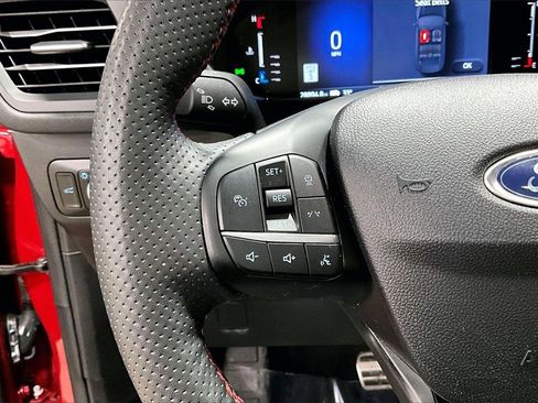 Certified 2023 Ford Escape ST-Line w/ Tech Pack #1 image 17