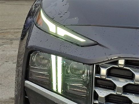 Certified 2022 Hyundai Santa Fe Limited w/ Cargo Package image 9