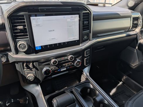 Used 2025 Ford F150 Platinum AWD/4WD image 31