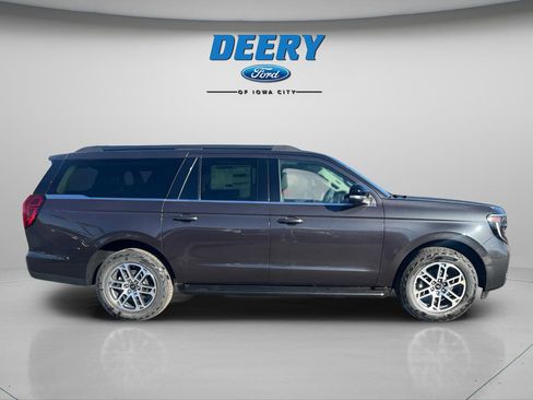 New 2026 Ford Expedition Max Active AWD/4WD image 8