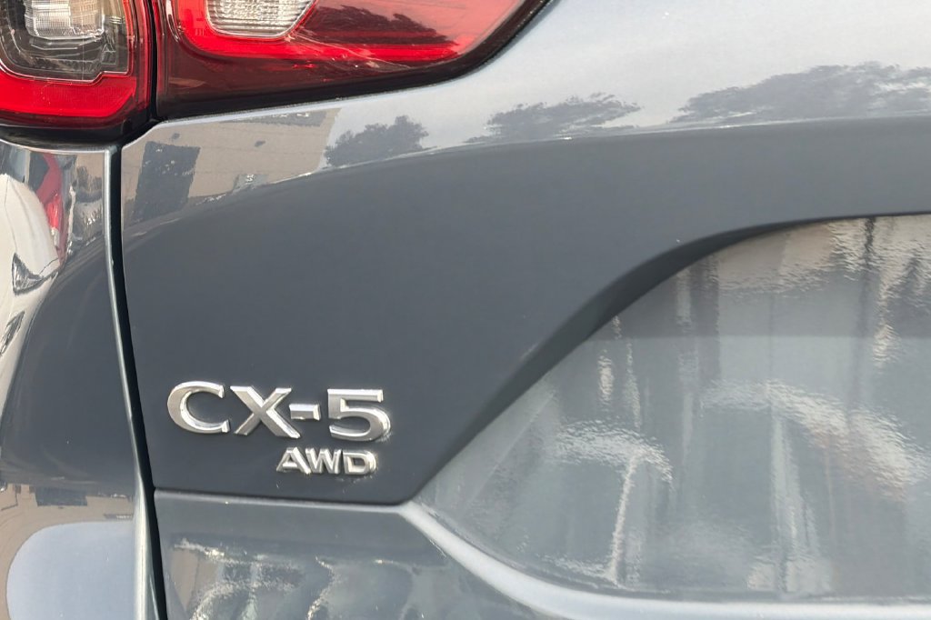 Used 2025 MAZDA CX-5 Carbon Edition AWD/4WD image 23