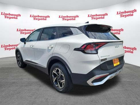 Used 2024 Kia Sportage LX AWD/4WD image 24