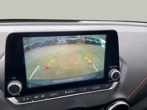 Used 2025 Nissan Sentra SR FWD image 24