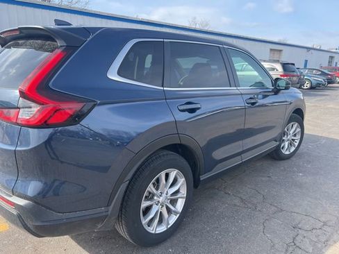 Used 2023 Honda CR-V EX image 5