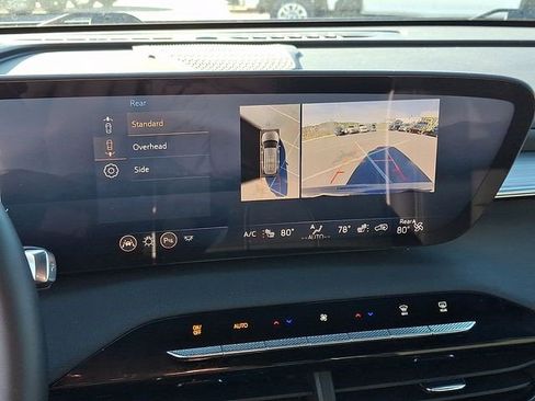 Certified 2025 Buick Enclave Preferred image 19