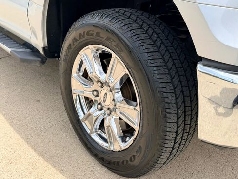 Used 2017 Ford F150 XLT w/ Equipment Group 302A Luxury RWD image 15