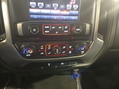 Used 2016 GMC Sierra 1500 SLE w/ SLE Value Package image 17