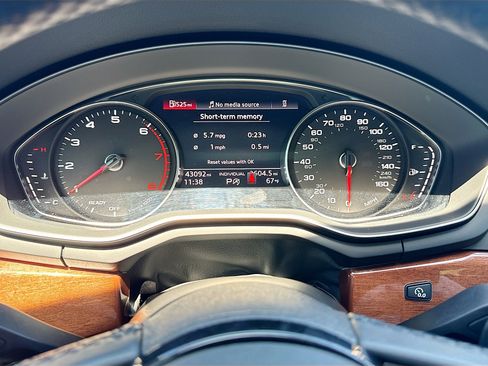 Used 2022 Audi A5 2.0T Premium image 40