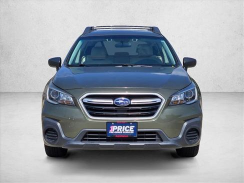 Used 2019 Subaru Outback 2.5i AWD/4WD image 2