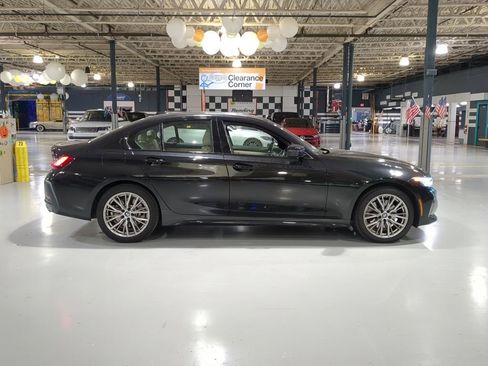 Certified 2023 BMW 330i xDrive Sedan w/ Convenience Package AWD/4WD image 7