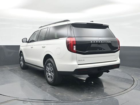 New 2026 Ford Expedition Active image 22