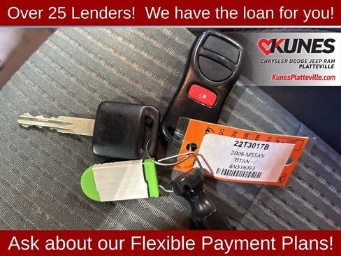 Used 2006 Nissan Titan SE image 27