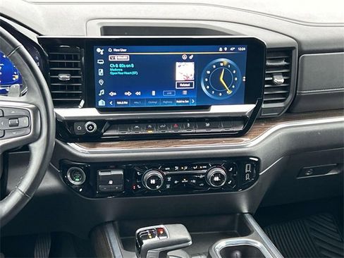 Used 2023 Chevrolet Silverado 1500 LT image 17