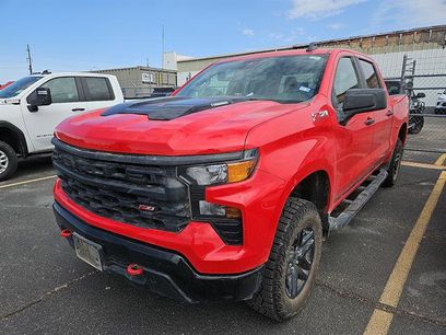 Used 2025 Chevrolet Silverado 1500 Custom Trail Boss w/ LPO, Dark Essentials Package