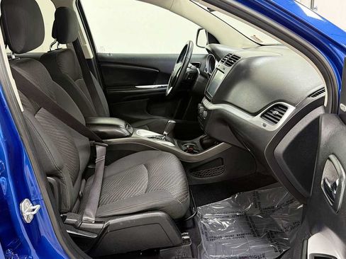 Used 2015 Dodge Journey SXT w/ Flexible Seating Group FWD image 28