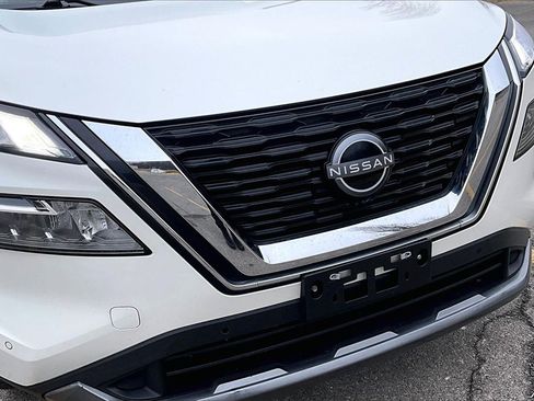 Used 2023 Nissan Rogue SL w/ SL Premium Package image 28