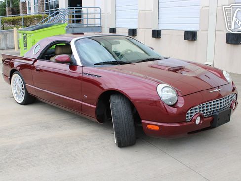 Used 2004 Ford Thunderbird RWD image 40