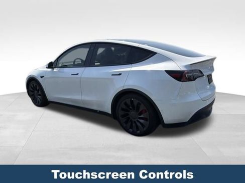 Used 2021 Tesla Model Y Performance AWD/4WD image 9