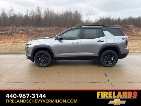 New 2026 Chevrolet Equinox LT w/ Convenience Package II image 2