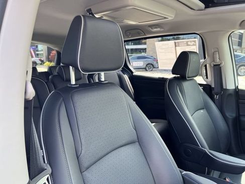 Used 2025 Honda Odyssey Elite image 24