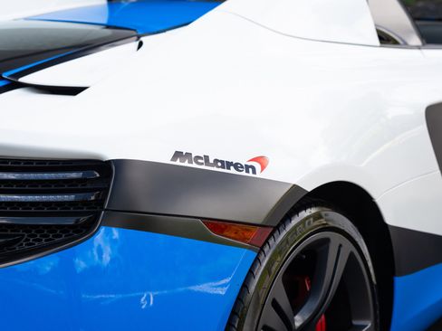 Used 2013 McLaren MP4-12C Spider RWD image 20