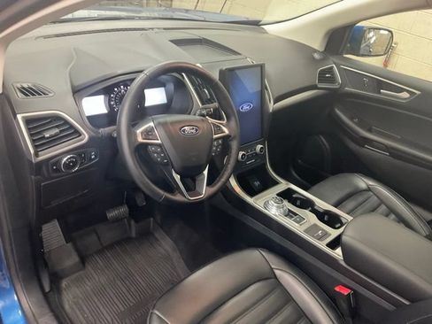 Used 2023 Ford Edge SEL w/ Convenience Package AWD/4WD image 6