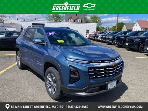 Used 2025 Chevrolet Equinox LT w/ Convenience Package II FWD image 1