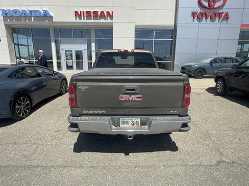 Used 2014 GMC Sierra 1500 SLT w/ SLT Crew Cab Value Package AWD/4WD image 2