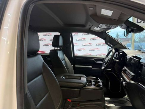 Used 2025 GMC Sierra 1500 SLT image 48