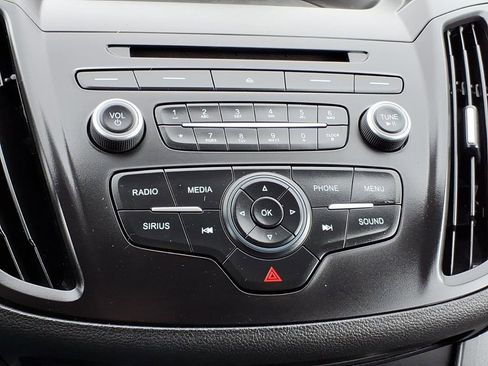 Used 2017 Ford Escape SE w/ SE Cold Weather Package image 21