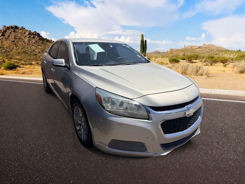 Used 2015 Chevrolet Malibu LT w/ Power Convenience Package FWD image 1