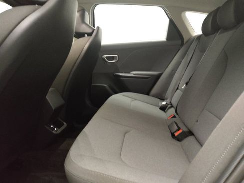 Used 2025 Kia K4 FWD image 18