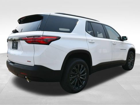 Used 2023 Chevrolet Traverse RS AWD/4WD image 8