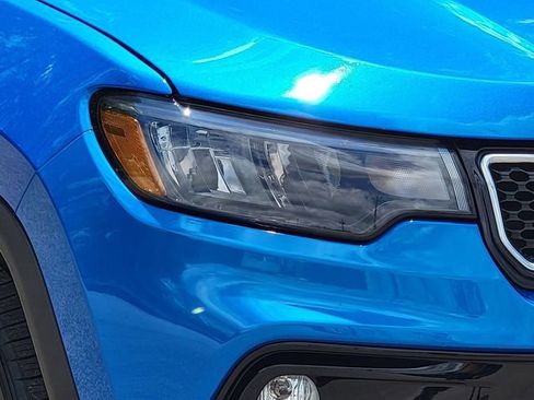 Certified 2023 Jeep Compass Limited AWD/4WD image 16