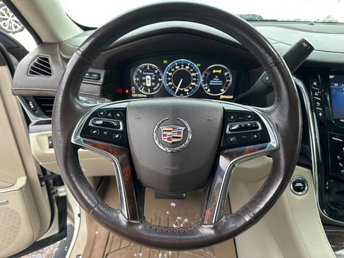 Used 2015 Cadillac Escalade ESV Premium image 14