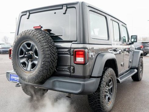 Used 2022 Jeep Wrangler Unlimited Sport AWD/4WD image 7