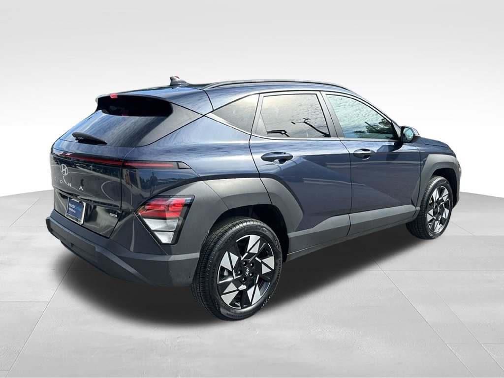 Used 2024 Hyundai Kona SEL AWD/4WD image 7
