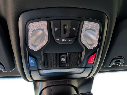 New 2025 RAM 2500 Tradesman AWD/4WD image 21