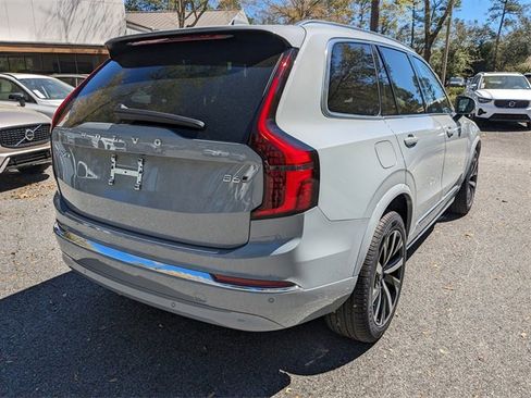 New 2025 Volvo XC90 B6 Core image 4