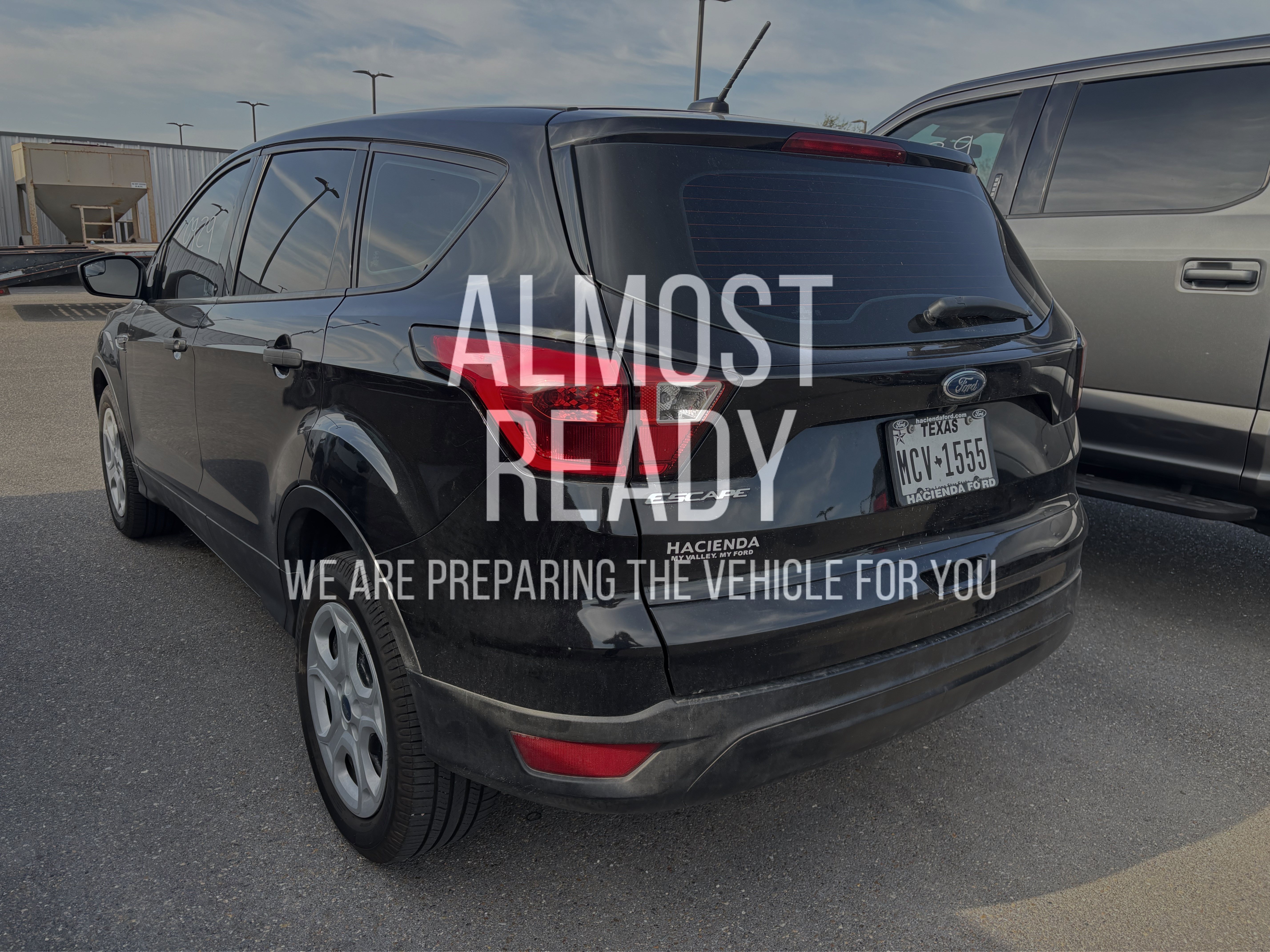 Used 2019 Ford Escape S FWD image 3